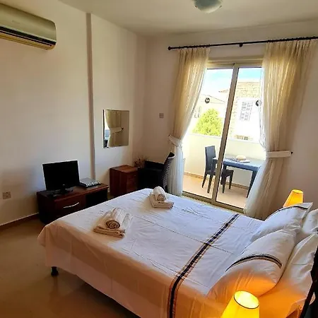 Apartment Pleasant Apartment, Z4 In Vanessa Complex Peyia