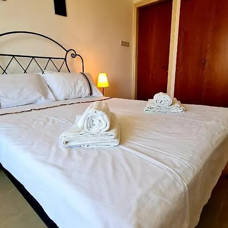 Pleasant Apartment, Z4 In Vanessa Complex Apartment Peyia