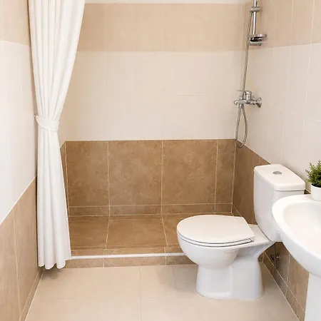 Pleasant Apartment, Z4 In Vanessa Complex Apartment Peyia