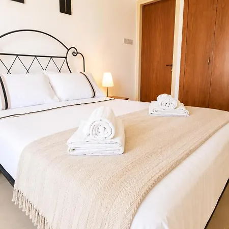 Pleasant Apartment, Z4 In Vanessa Complex Apartment