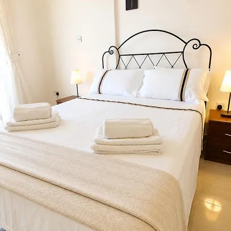 Pleasant Apartment, Z4 In Vanessa Complex Apartment *