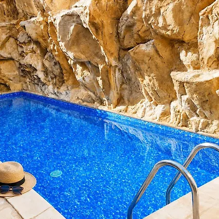 Pleasant Apartment, Z4 In Vanessa Complex Apartment Peyia